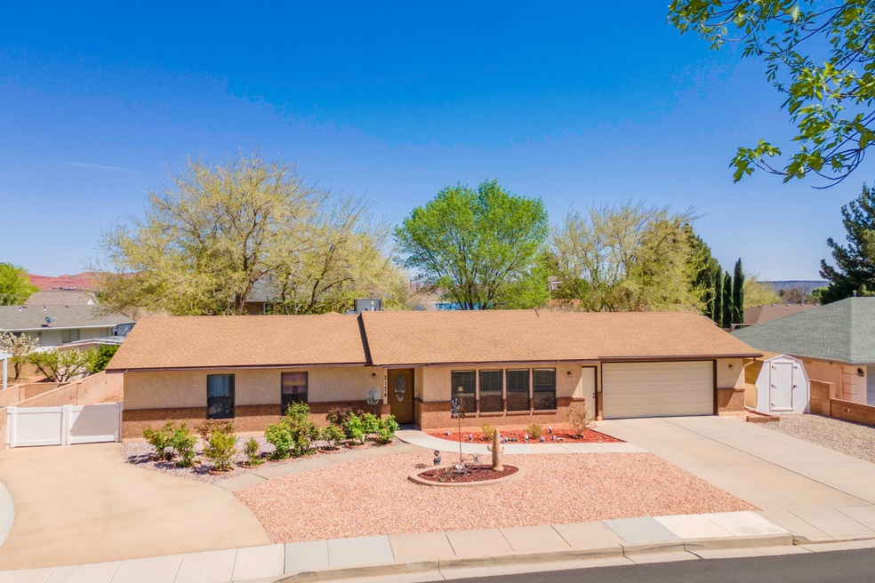 041-3174CrestViewDrSC041