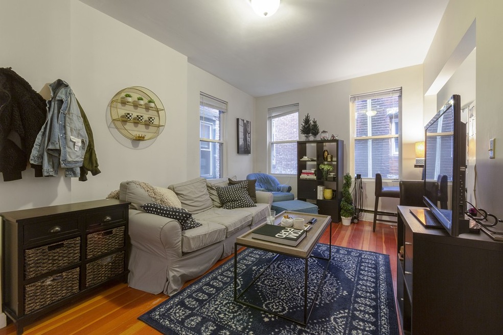 11 Noyes Place (Pet Friendly) unit 3, Boston, MA 02113 - photo 1