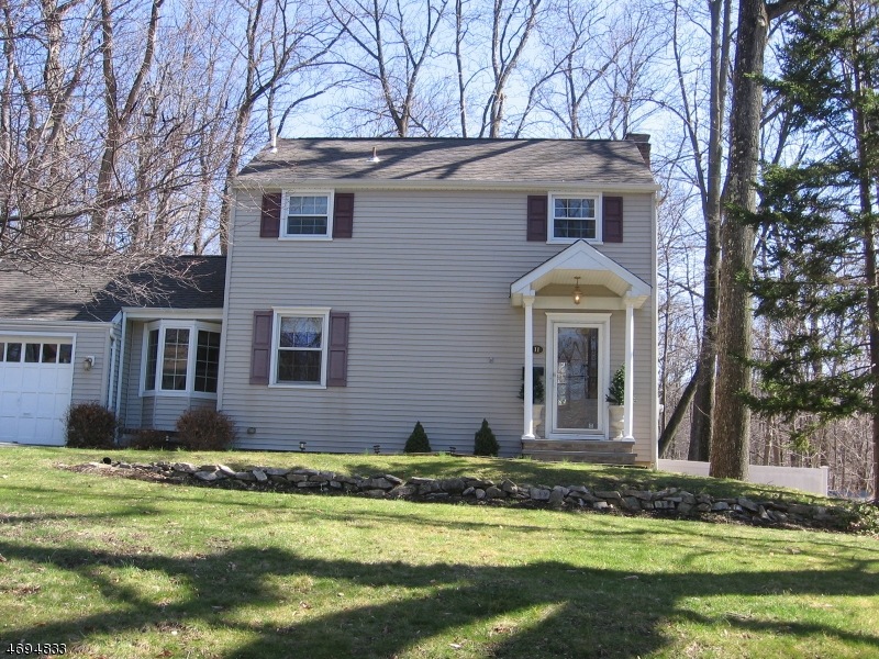 11 Trowbridge Rd, Morris Plains, NJ 07950 - photo 1