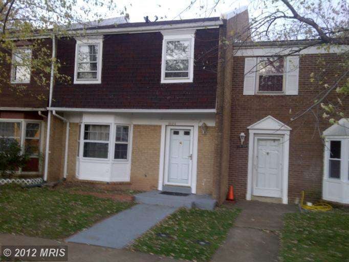 10124 Shiloh Ct, Manassas, VA 20109 - photo 1