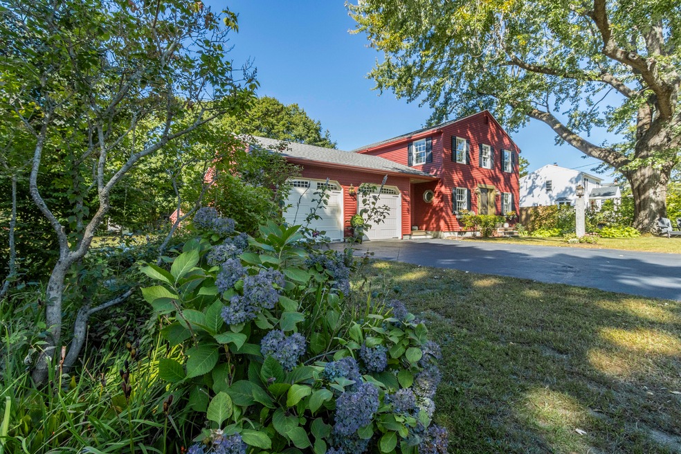 253 Black Point Rd, Scarborough, ME 04074 - photo 1