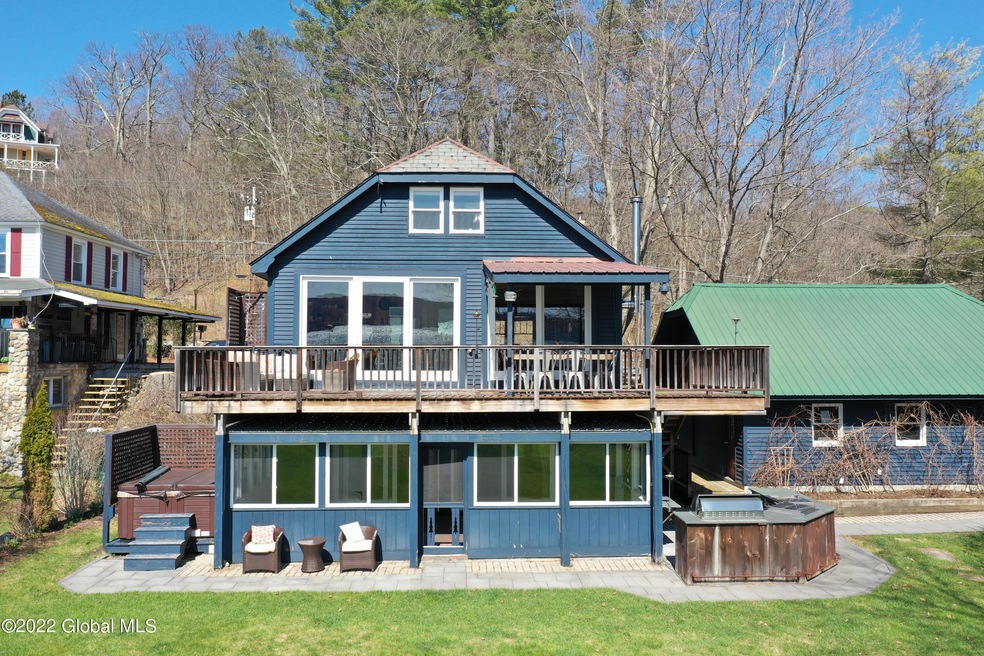 Sold $1,387,500 • Co-Listing Agent