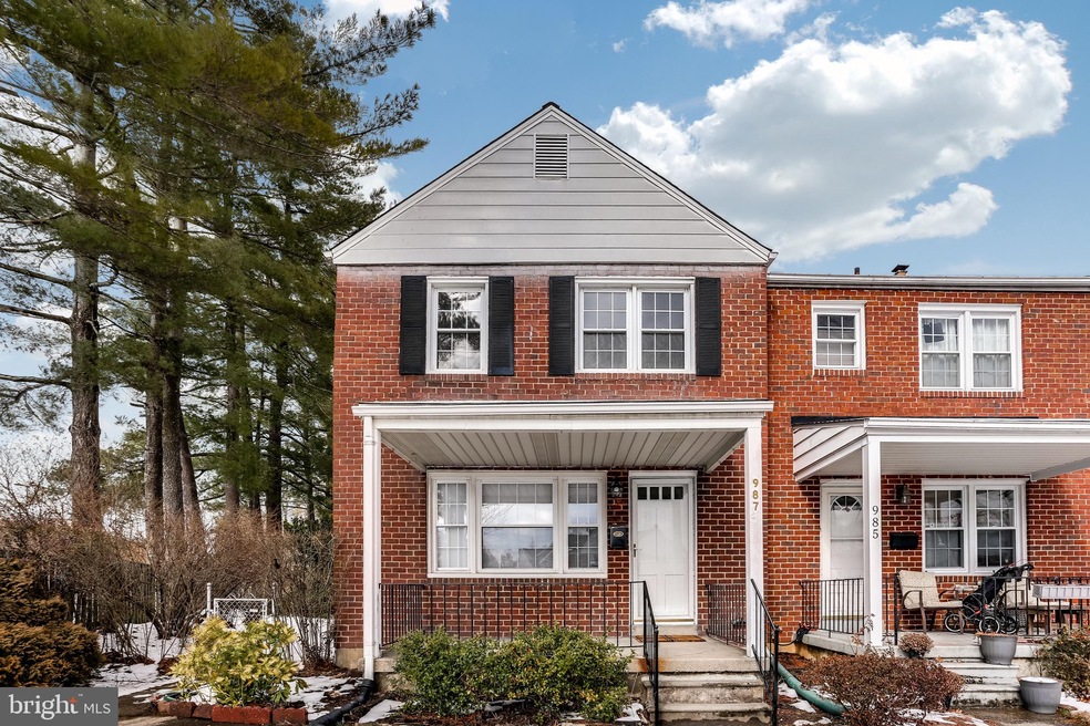 987 Fairmount Ave, Towson, MD 21204 - photo 1
