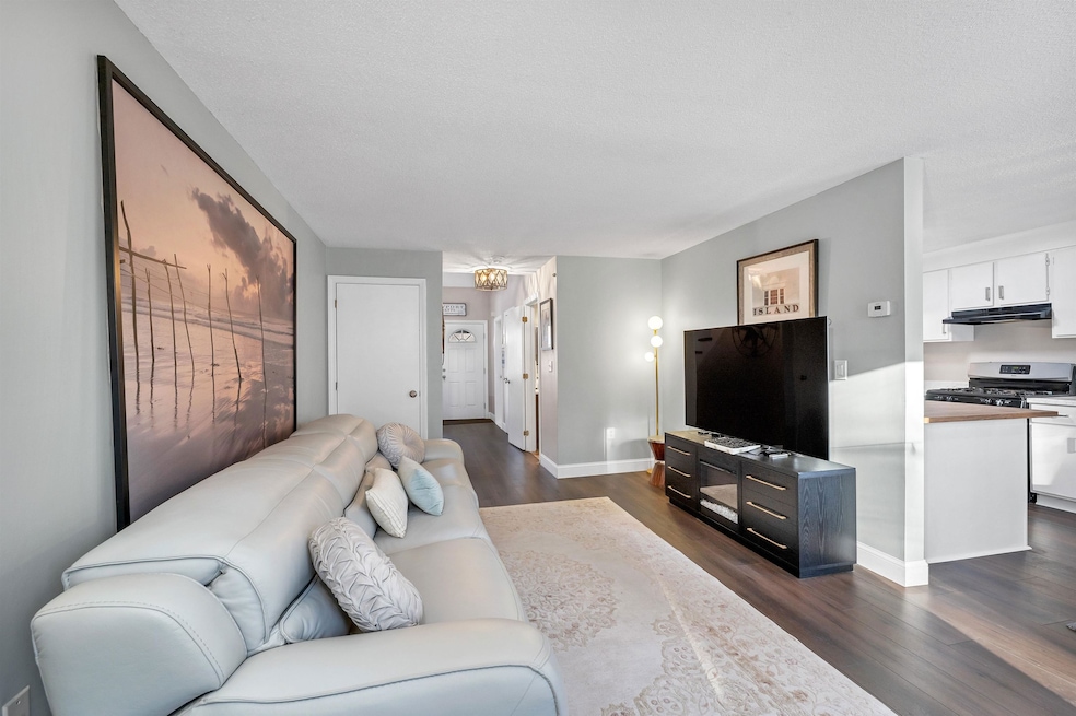 5 Bramber Dr, Rochester, NH 03867 - photo 1