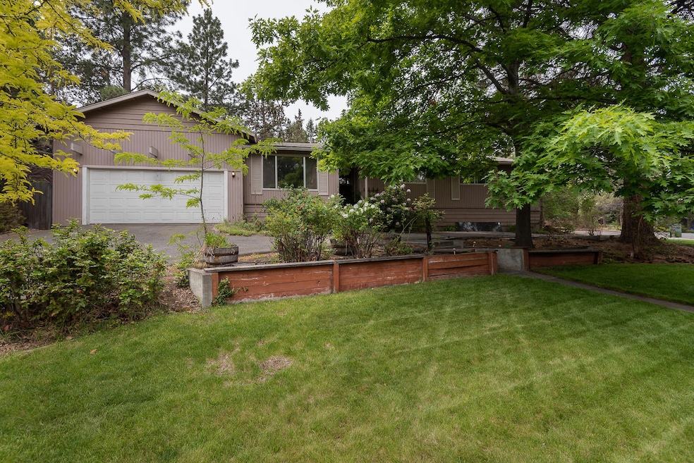 1797 NE Daphne Dr, Bend, OR 97701 - photo 1