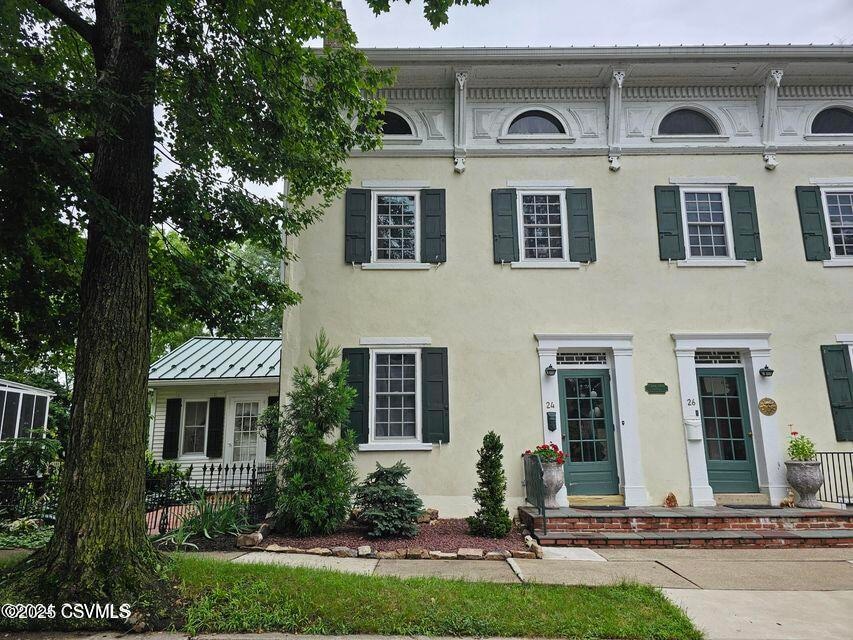 For Rent $1,900/month