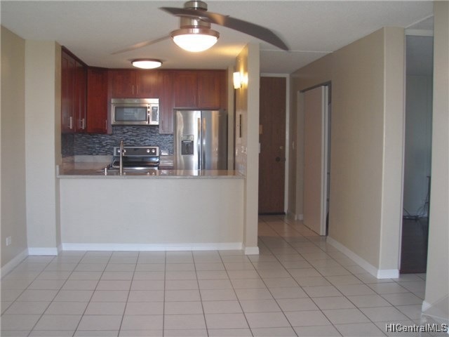 Nice ceramic tiled living/dining room, hallway, ki