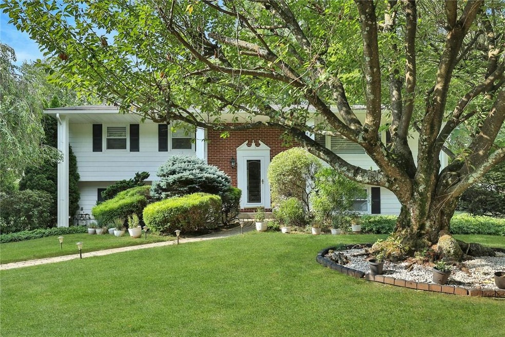 22 Kent St, New City, NY 10956 - photo 1