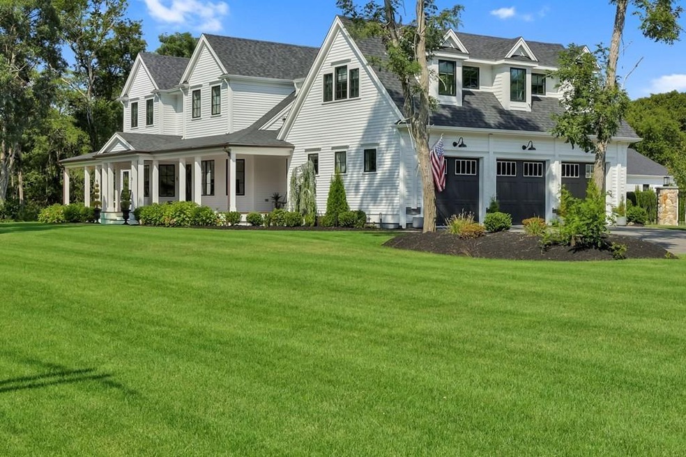 4 Little Farm Ln, Falmouth, MA 02540 - photo 1