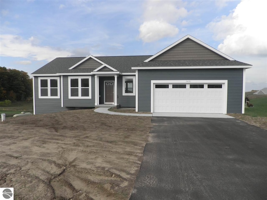 7439 E Meadows Dr unit 35, Cedar, MI 49621 - photo 1