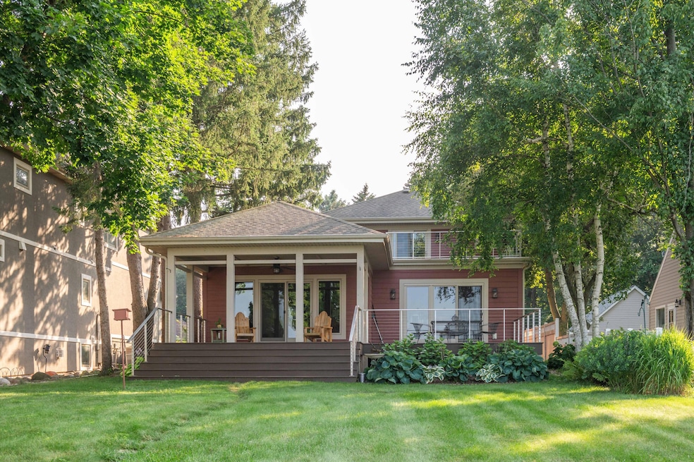 W352N6080 Bauers Ln, Oconomowoc, WI 53066 - photo 1