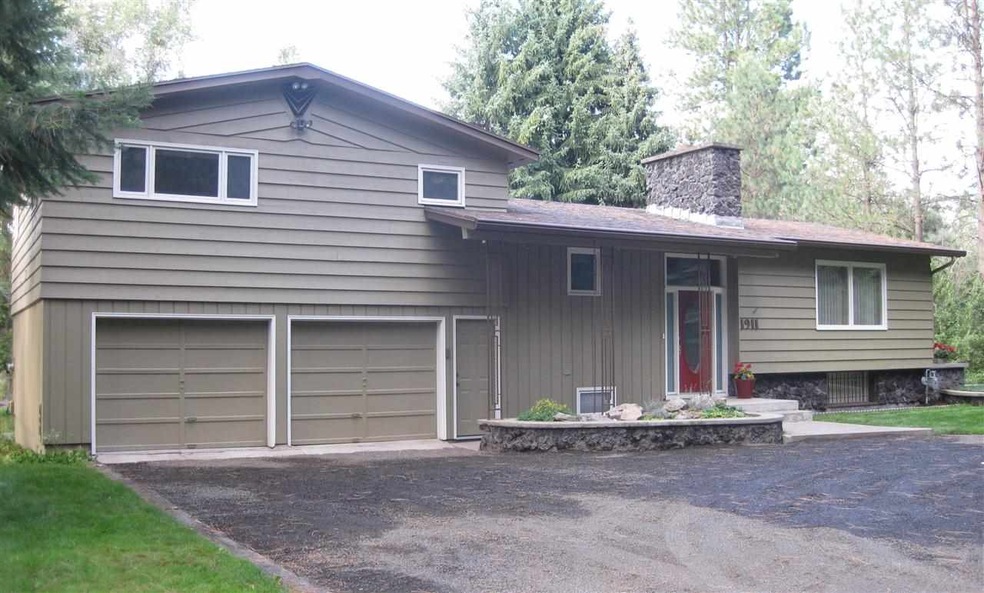 1911 E Leona Dr, Spokane, WA 99208 - photo 1
