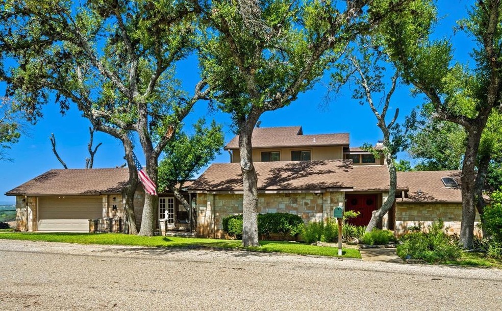 72 Scenic Ridge Dr, Fredericksburg, TX 78624 - photo 1