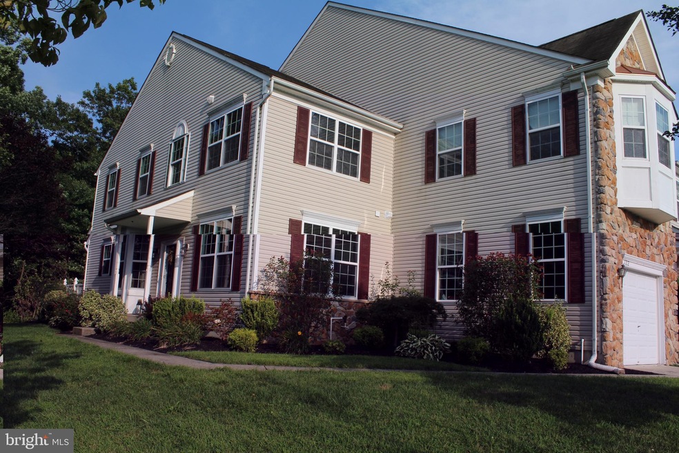 122 Cypress Ct, Woodbury, NJ 08096 - photo 1