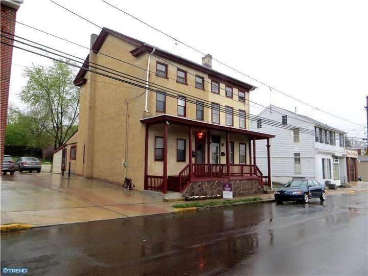 36 S Main St, Spring City, PA 19475 - photo 1