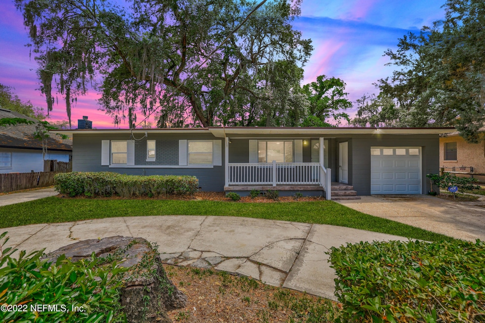 5774 Cedar Oaks Dr, Jacksonville, FL 32210 - photo 1