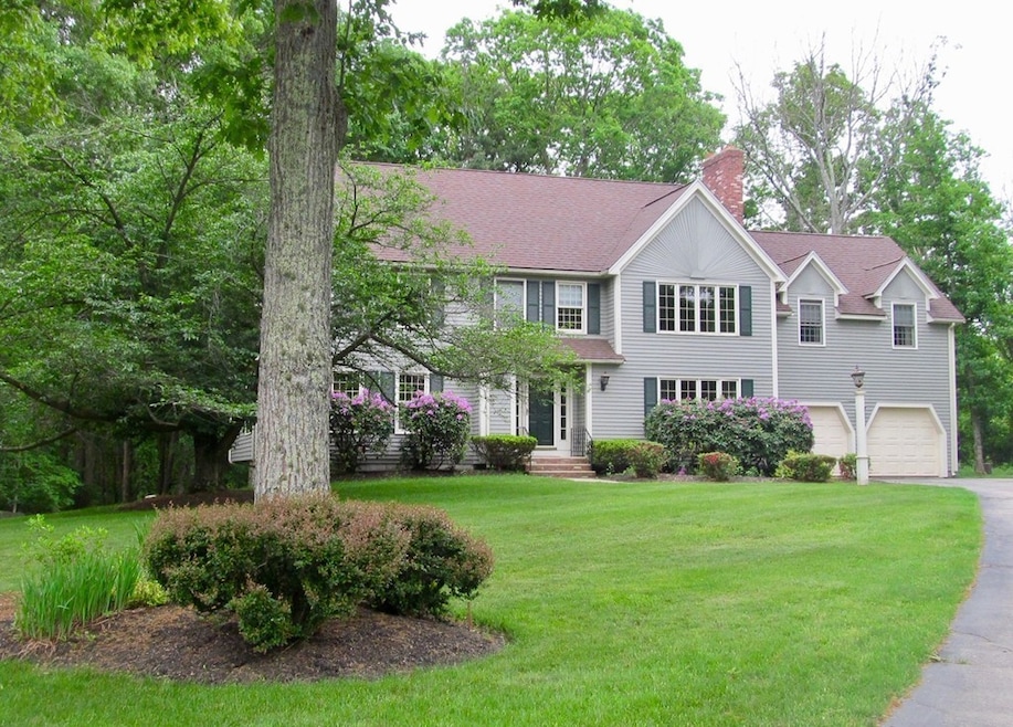 114 Mitchell Rd, Holliston, MA 01746 - photo 1