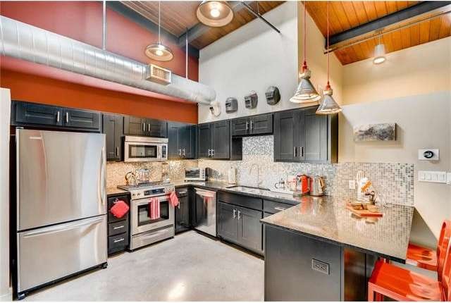 Modern kitchen with stainless steel applainces