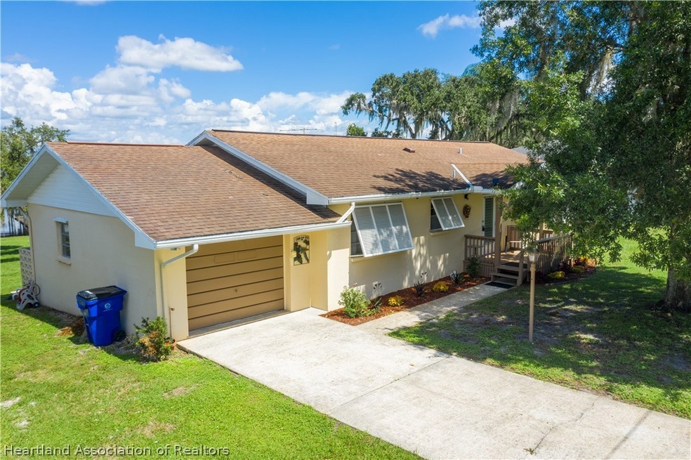 628 Arcola Dr, Sebring, FL 33875 - photo 1