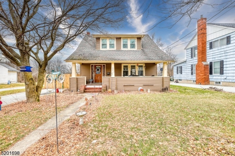 397 Rutherford Ave, Franklin, NJ 07416 - photo 1