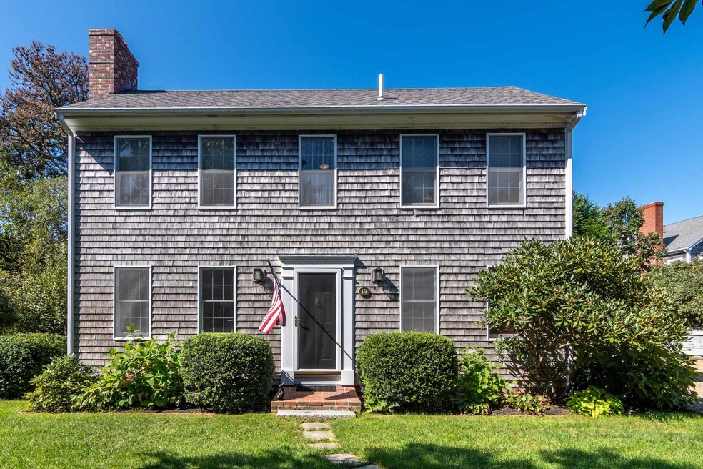 19 Pradas Way, Edgartown, MA 02539 - photo 1