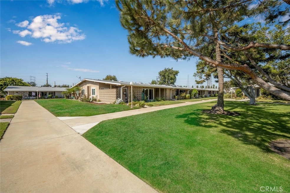 13160 Nassau Dr unit 211L, Seal Beach, CA 90740 - photo 1