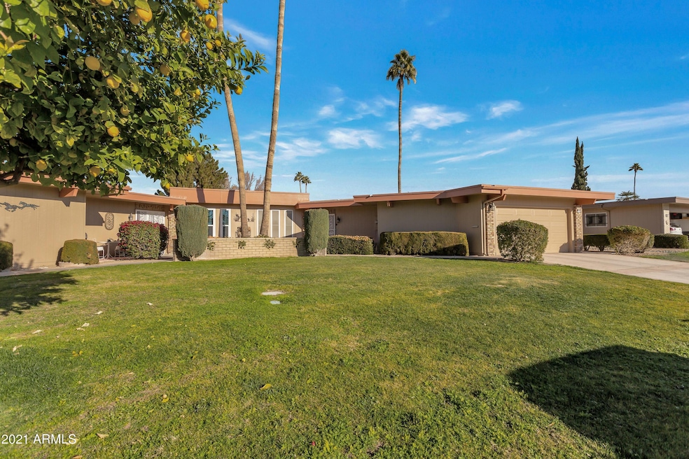 10644 W Pineaire Dr, Sun City, AZ 85351 - photo 1