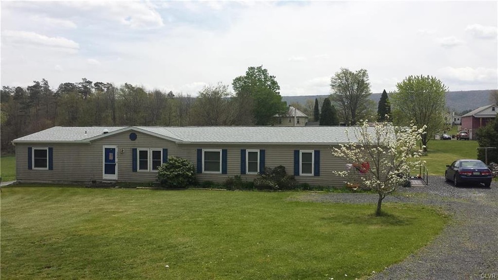 274 Grove Rd, Kunkletown, PA 18058 - photo 1