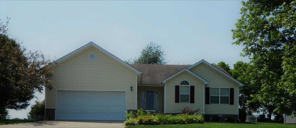 444 Bellaire Dr, Harrodsburg, KY 40330 - photo 1