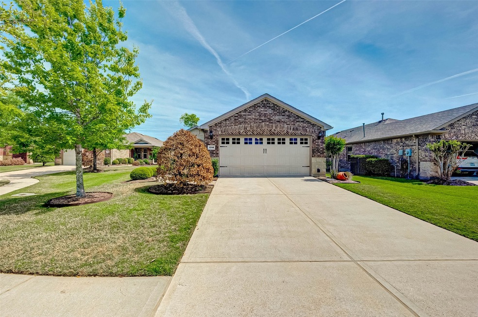 1314 Majestic Oak, Richmond, TX 77469 - photo 1