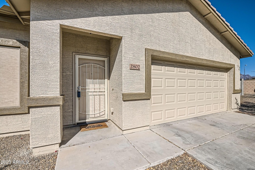 04 Exterior Front Entry