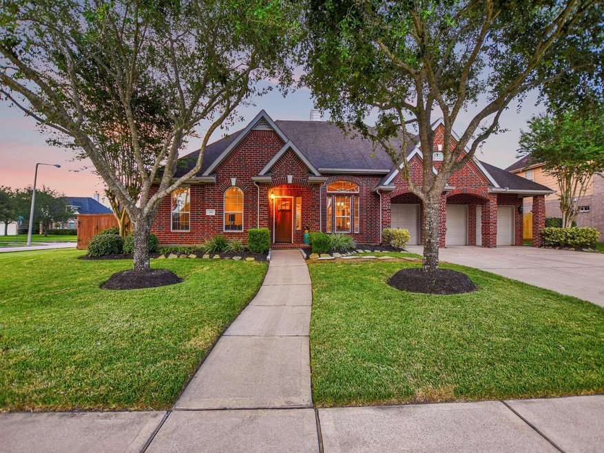 450 Overlook Dr, Friendswood, TX 77546 - photo 1