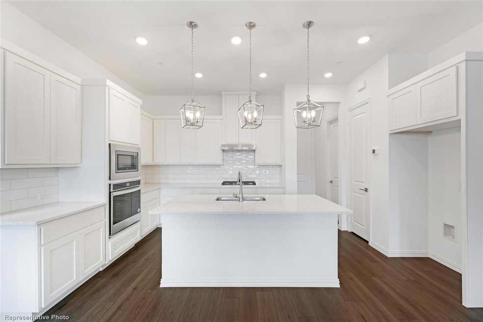 5424 Union  Kitchen 2