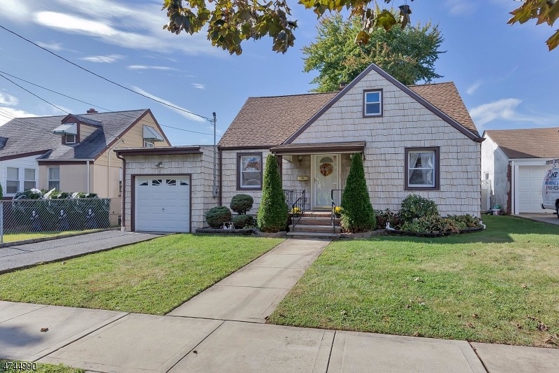 723 Keep St, Linden, NJ 07036 - photo 1