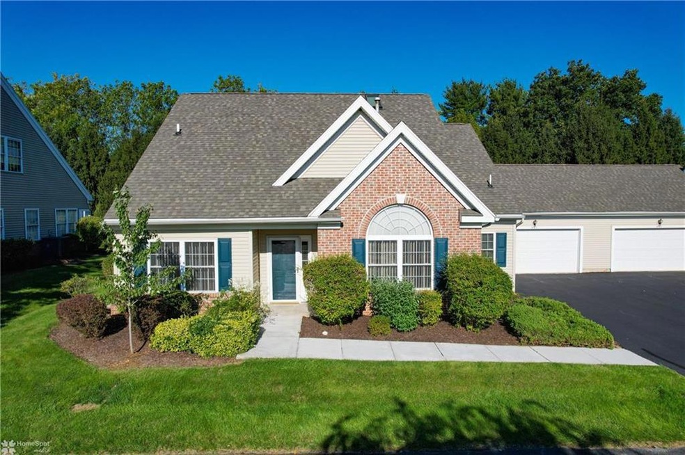 4923 Steeplechase Dr unit 30B, Macungie, PA 18062 - photo 1