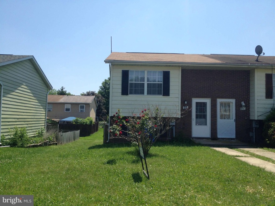 89 Grand Dr, Taneytown, MD 21787 - photo 1