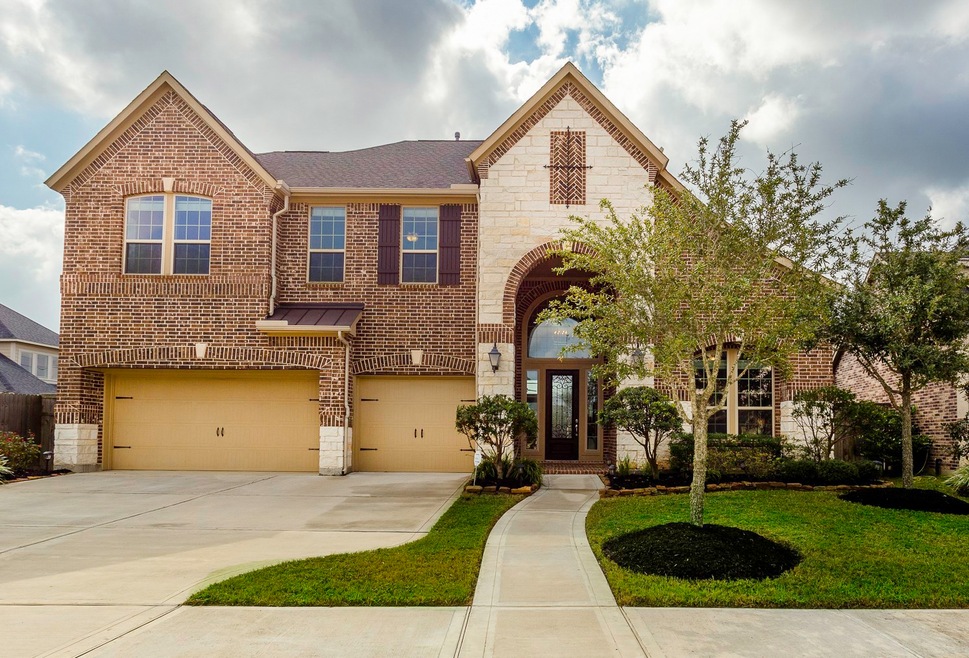 28403 Evergreen Cove Ln, Fulshear, TX 77441 - photo 1