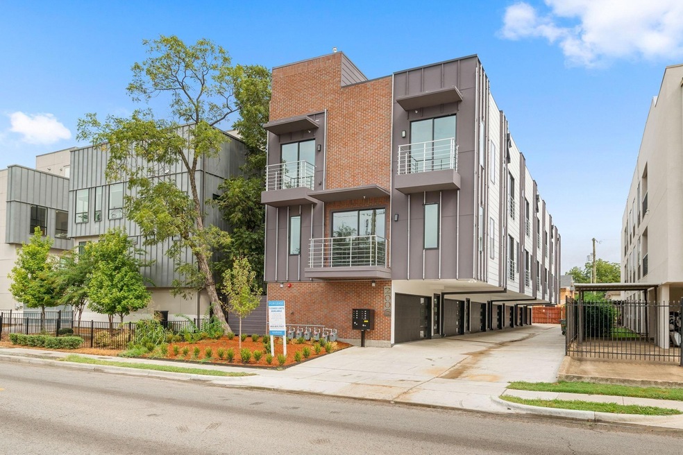 2006 N Fitzhugh Ave unit 7, Dallas, TX 75204 - photo 1