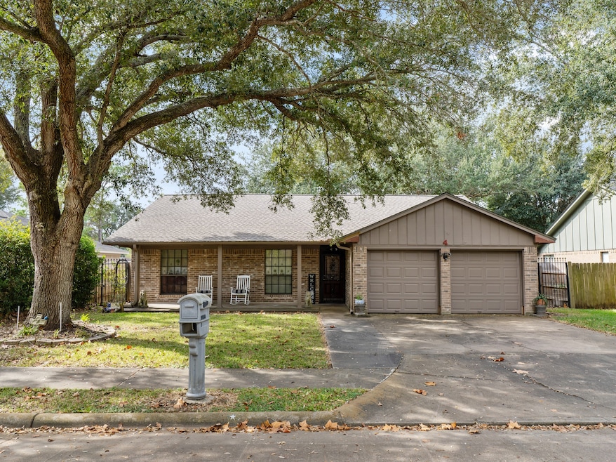 4 Abalone St, Bay City, TX 77414 - photo 1