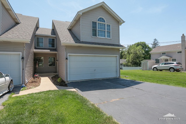 17 E Van Buren St, Oswego, IL 60543 - photo 1