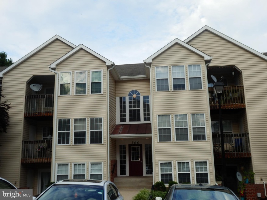 300 Juneberry Way unit 3A, Glen Burnie, MD 21061 - photo 1