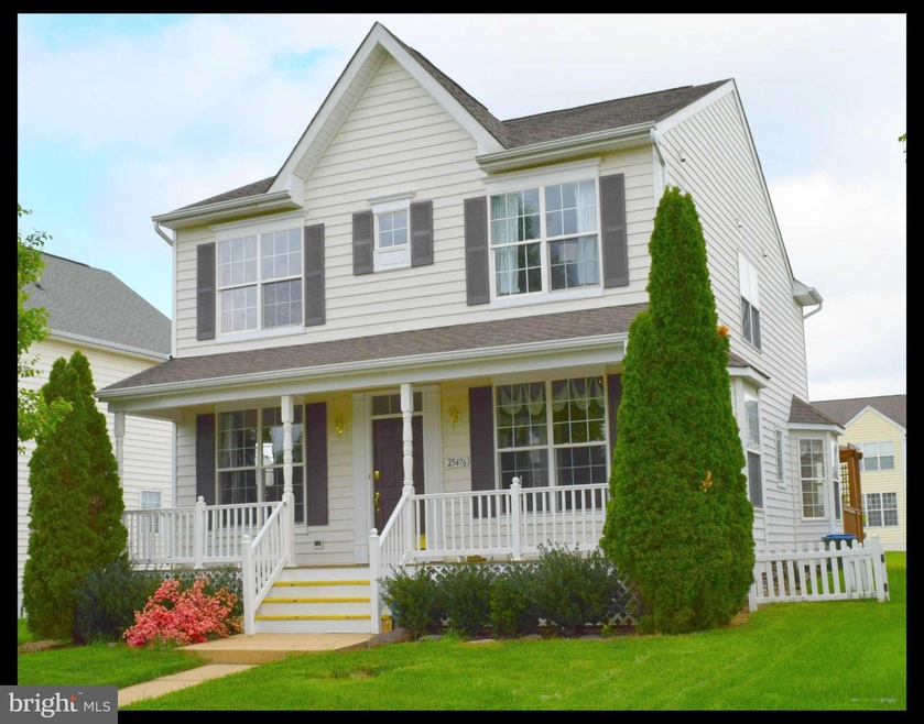 25476 Crossfield Dr, Chantilly, VA 20152 - photo 1