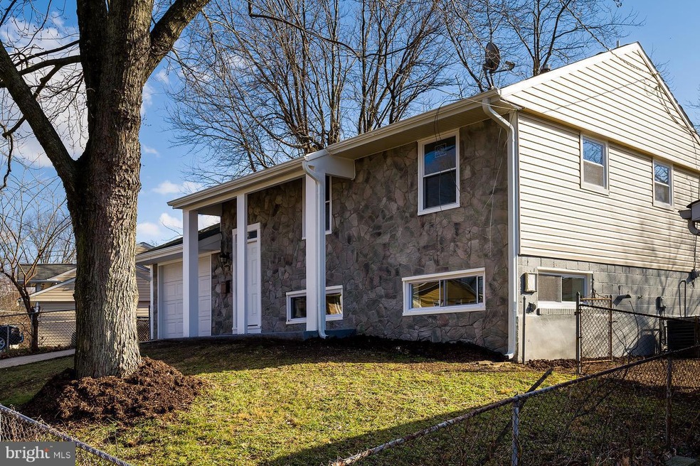 7003 Hastings Dr, Capitol Heights, MD 20743 - photo 1