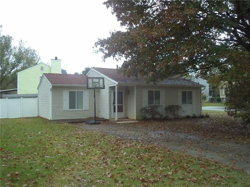 105 Oak Bridge Ct, Alpharetta, GA 30022 - photo 1