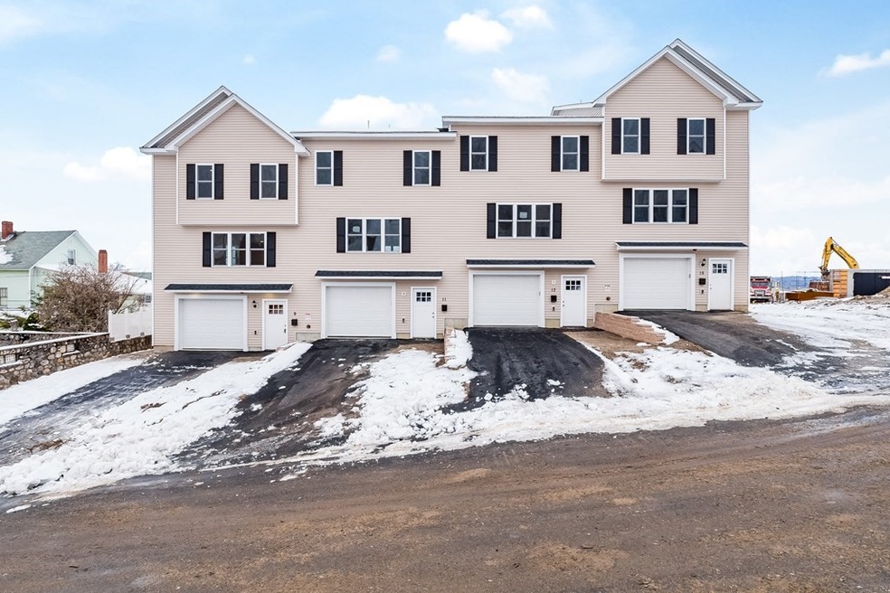 9 Ridge St, Worcester, MA 01604 - photo 1