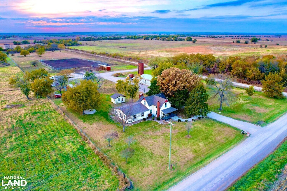 22966 Thomas Rd, Buffalo, KS 66717 - photo 1