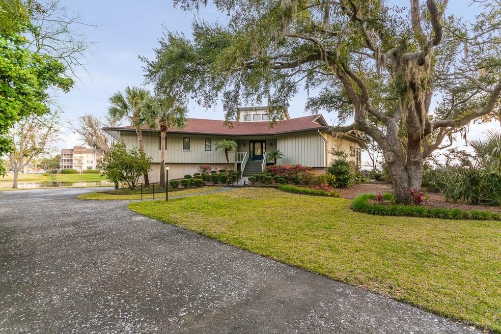 417 Palm Dr, Saint Simons Island, GA 31522 - photo 1