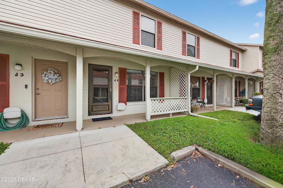 J4 - Front Door and Porch