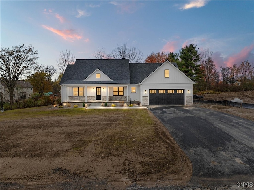 103 Stonebrooke Dr, Marcy, NY 13413 - photo 1