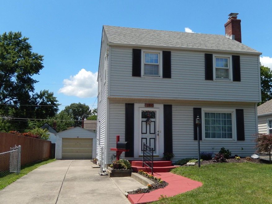 2885 Oaklawn St.